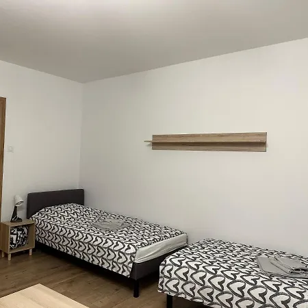 Vandrarhem Pruszkowskie Mieszkanko Pruszków