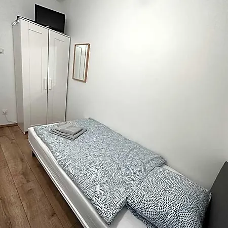 Hostal Pruszkowskie Mieszkanko *