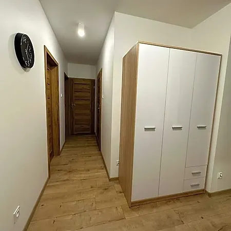 Pruszkowskie Mieszkanko Hostal *